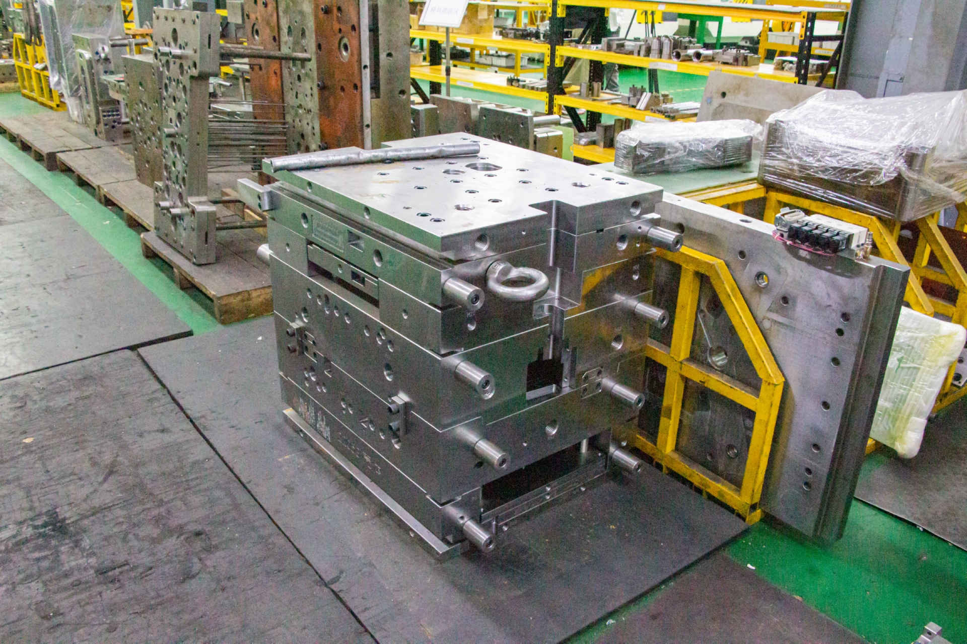 广东永超注塑模具加工厂家模具制造车间实拍图片