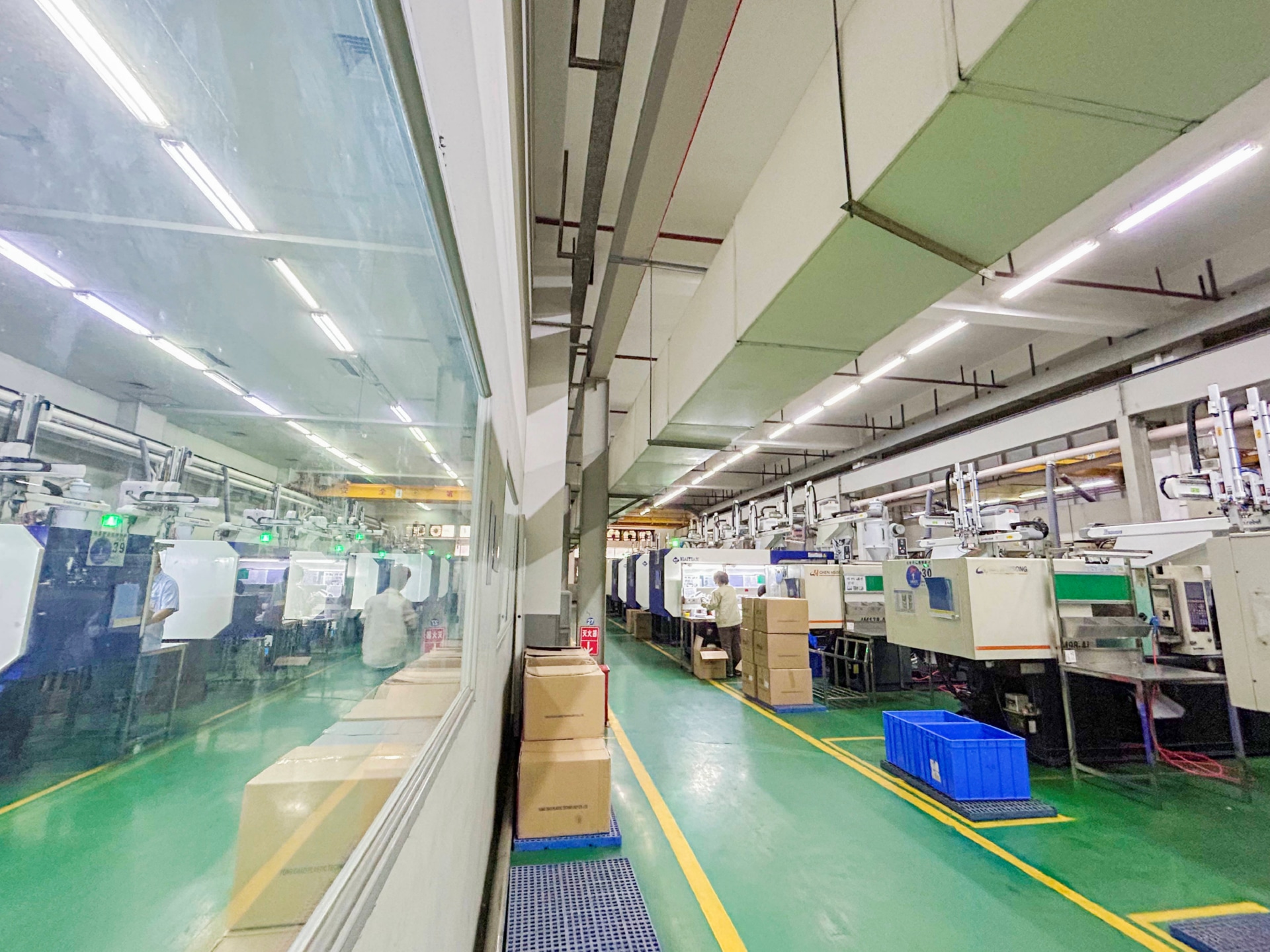广东永超注塑模具加工厂家注塑加工车间实拍图片